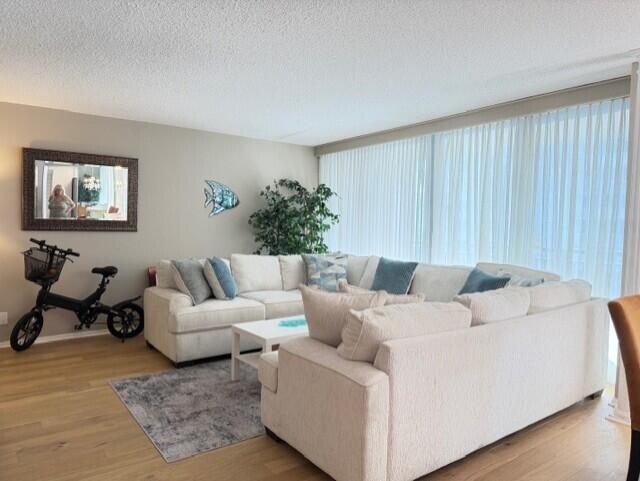 1180 South Ocean Boulevard, Unit 63 Boca Raton, FL 33432 - Photo 2 of 16 1180 S OCEAN BLVD #6C