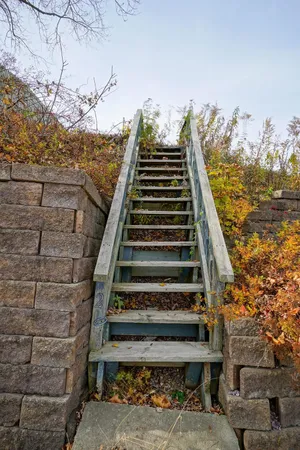 $9,900 | 205 2nd Main Street, Elroy, WI 53929