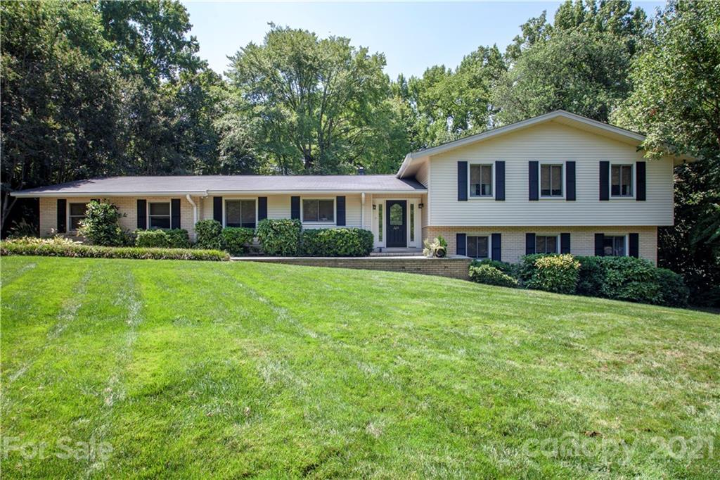 226 Post Oak Road Charlotte, NC 28270 - Photo 1 of 35 Gallery Image 1