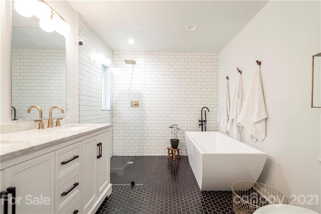 226 Post Oak Road Charlotte, NC 28270 - Photo 14 of 35 Gallery Image 14