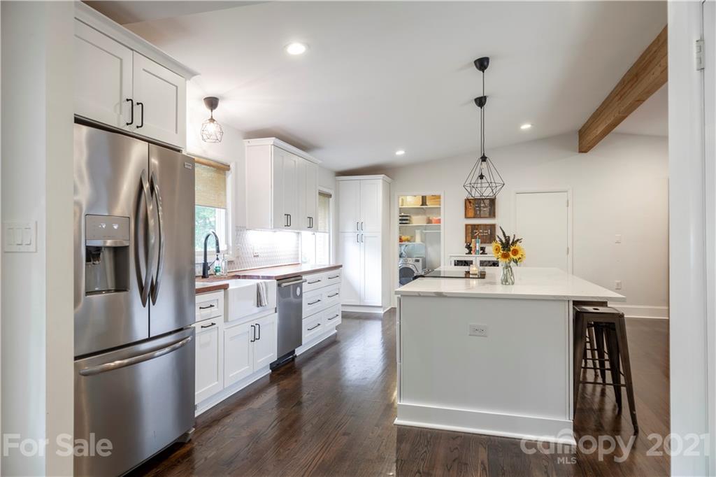 226 Post Oak Road Charlotte, NC 28270 - Photo 3 of 35 Gallery Image 3