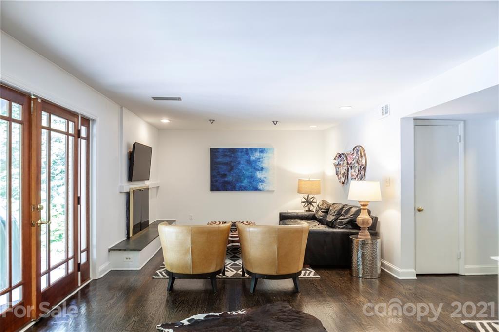 226 Post Oak Road Charlotte, NC 28270 - Photo 22 of 35 Gallery Image 22