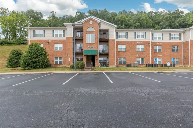 $972 | 20 Frontier Ridge Court, Staunton, VA 24401