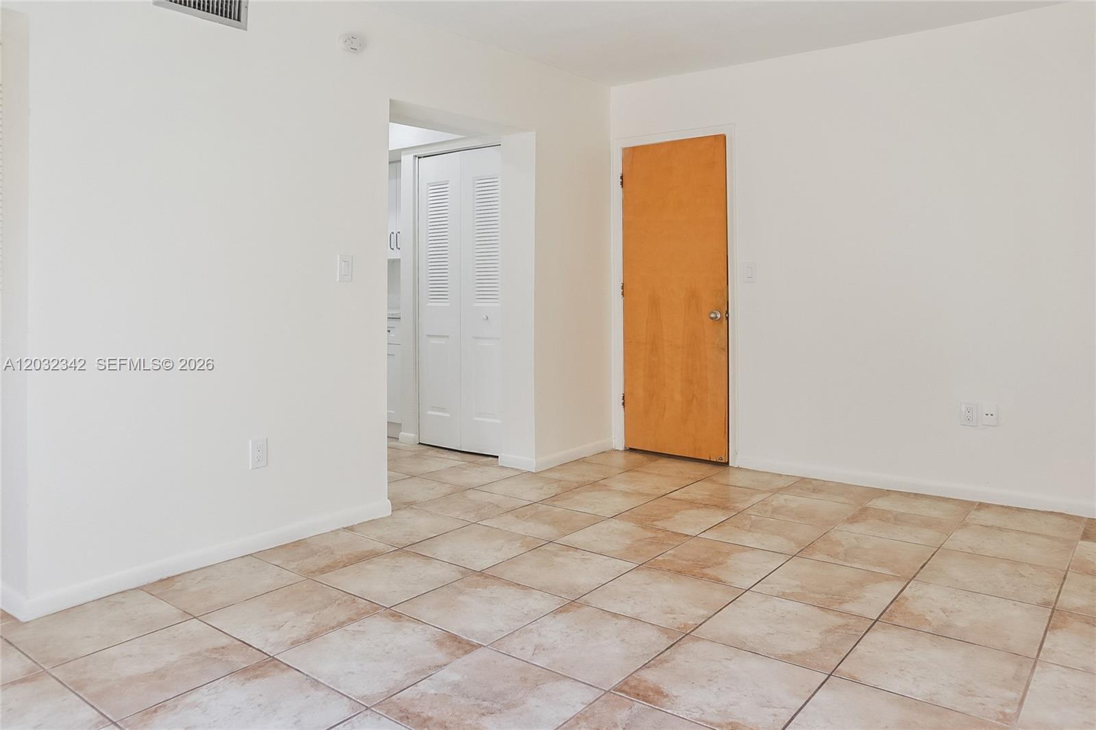 11521 Southwest 109th Road, Unit 10A Miami, FL 33176 - Photo 2 of 19