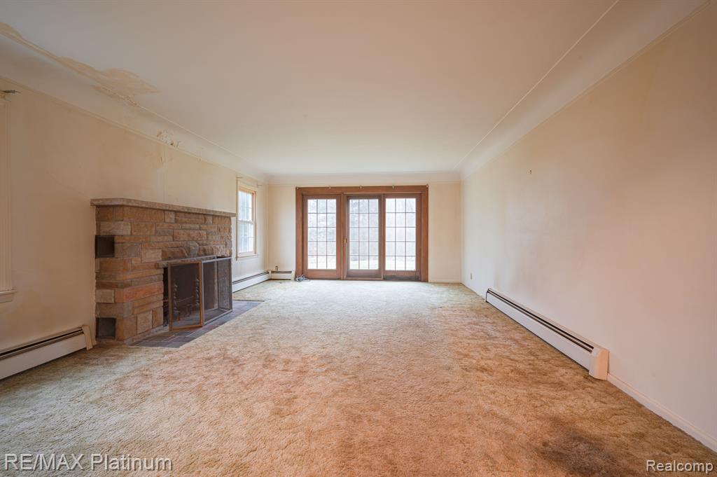 850 West Maple Road Milford, MI 48381 - Photo 9 of 34