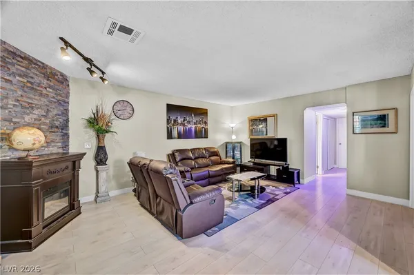 $228,000 | 5087 Eldora Avenue, Unit 3, Las Vegas, NV 89146