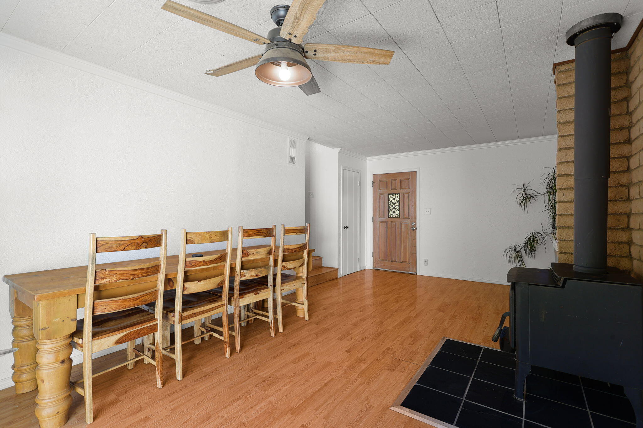 14207 Main Street French Gulch, CA 96033 - Photo 11 of 38 a view of a livingroom with furniture and wooden floor