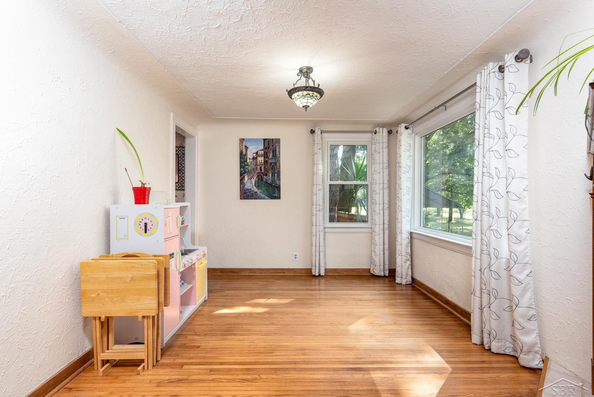 2641 East Bombay Road Midland, MI 48642 - Photo 15 of 78 50158501-a93da903-125a-43df-bc46-6ac97fb7c7c7.JPG
