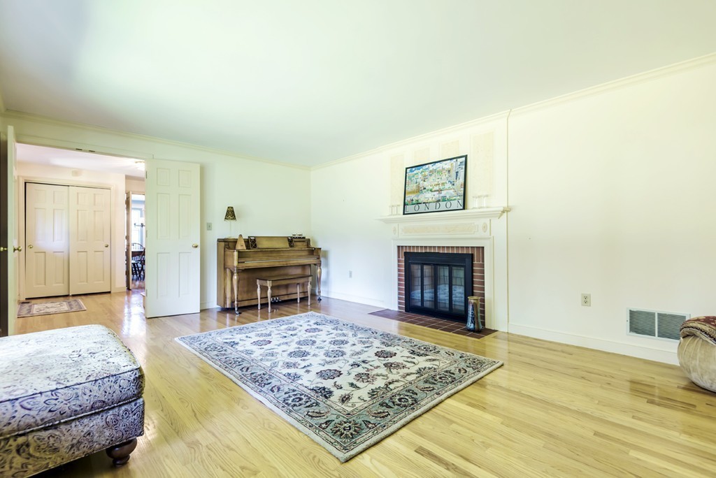 92 Dascomb Road Andover, MA 01810 - Photo 16 of 30 Gallery Image 16