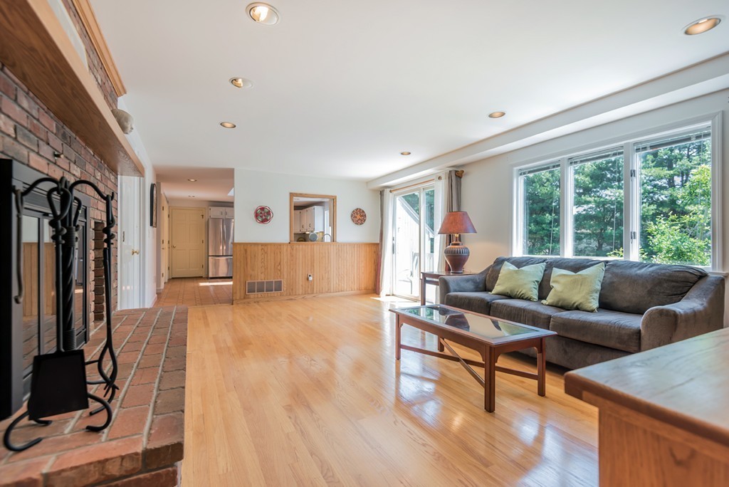 92 Dascomb Road Andover, MA 01810 - Photo 19 of 30 Gallery Image 19