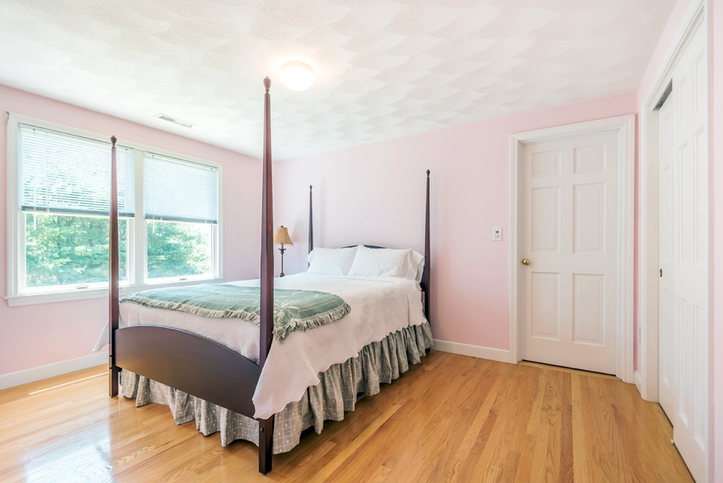 92 Dascomb Road Andover, MA 01810 - Photo 20 of 30 Gallery Image 20