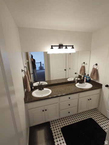 552 Sunset Crest Way Draper, UT 84020 - Photo 38 of 68 Bathroom with double vanity and light floors