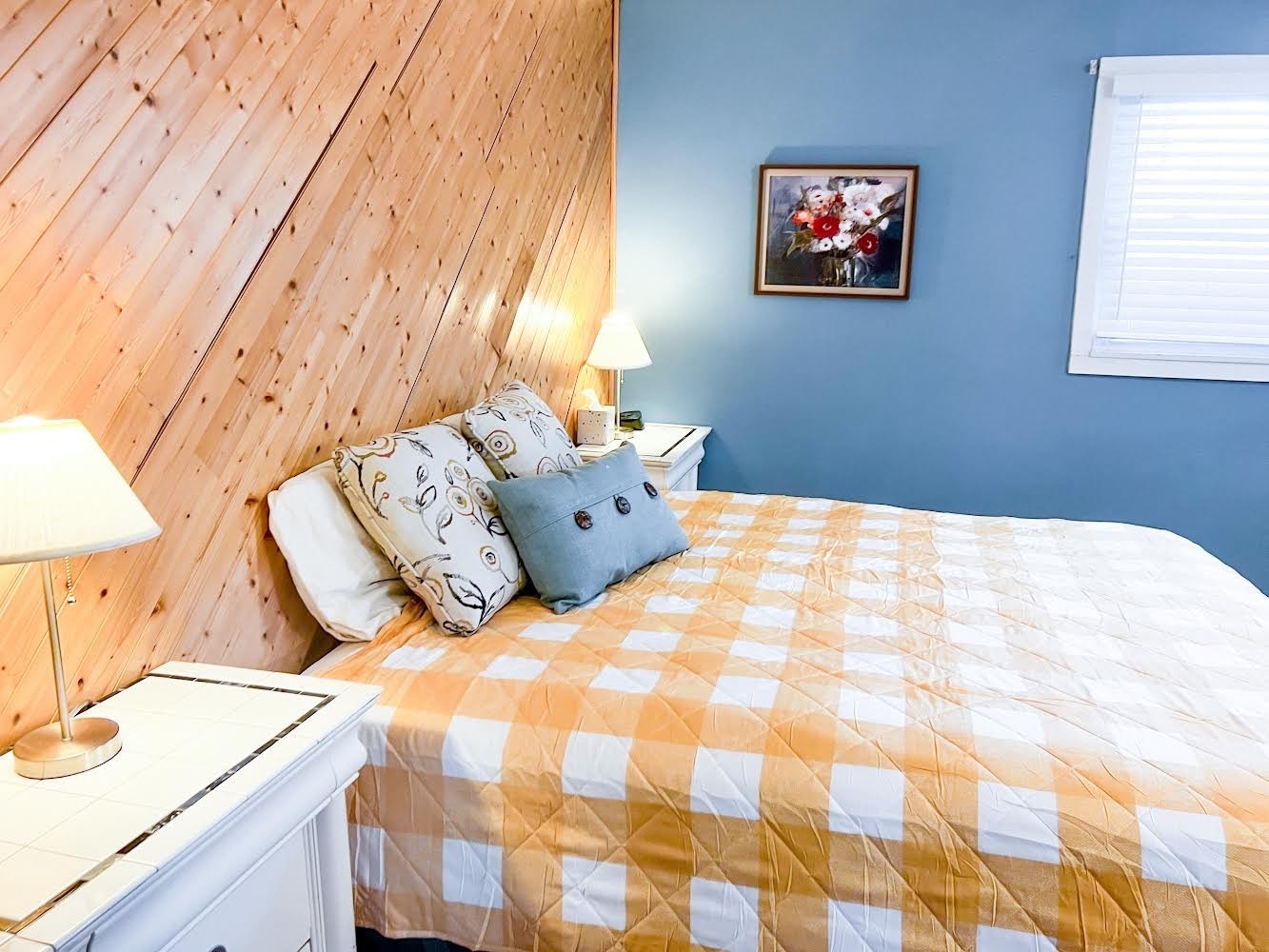 3745 Holmes Creek Road Smithville, TN 37166 - Photo 21 of 23 a bedroom with a bed and a window