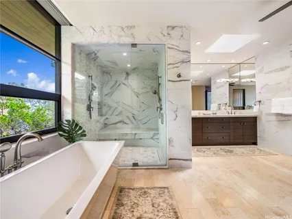 $15,000,000 | 766 Mokulua Drive, Kailua, HI 96734