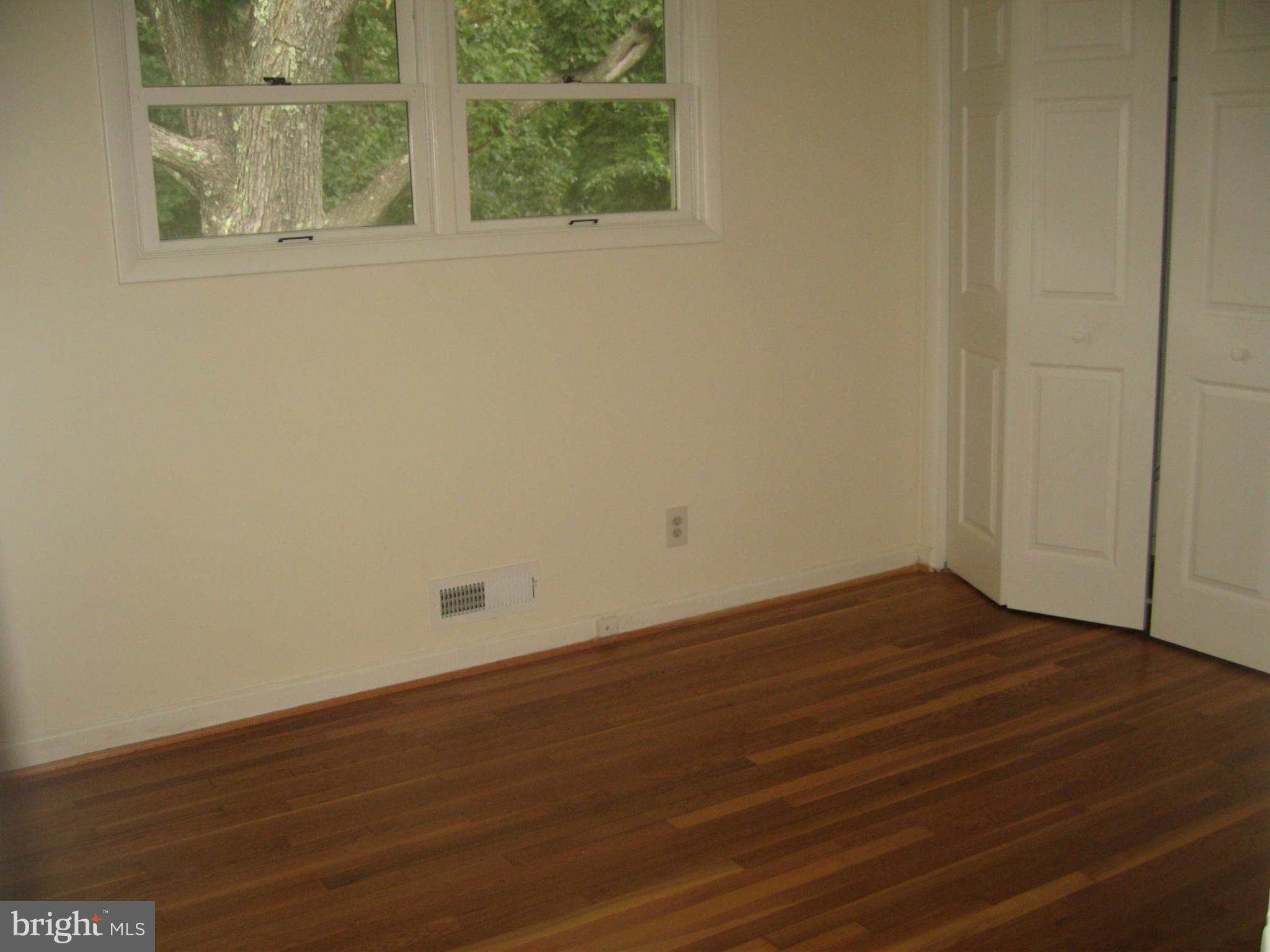 12805 Crisfield Road Silver Spring, MD 20906 - Photo 9 of 24 Bedroom (Master)