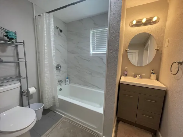 $1,570 | 500 North 8th Street, Richmond, TX 77469