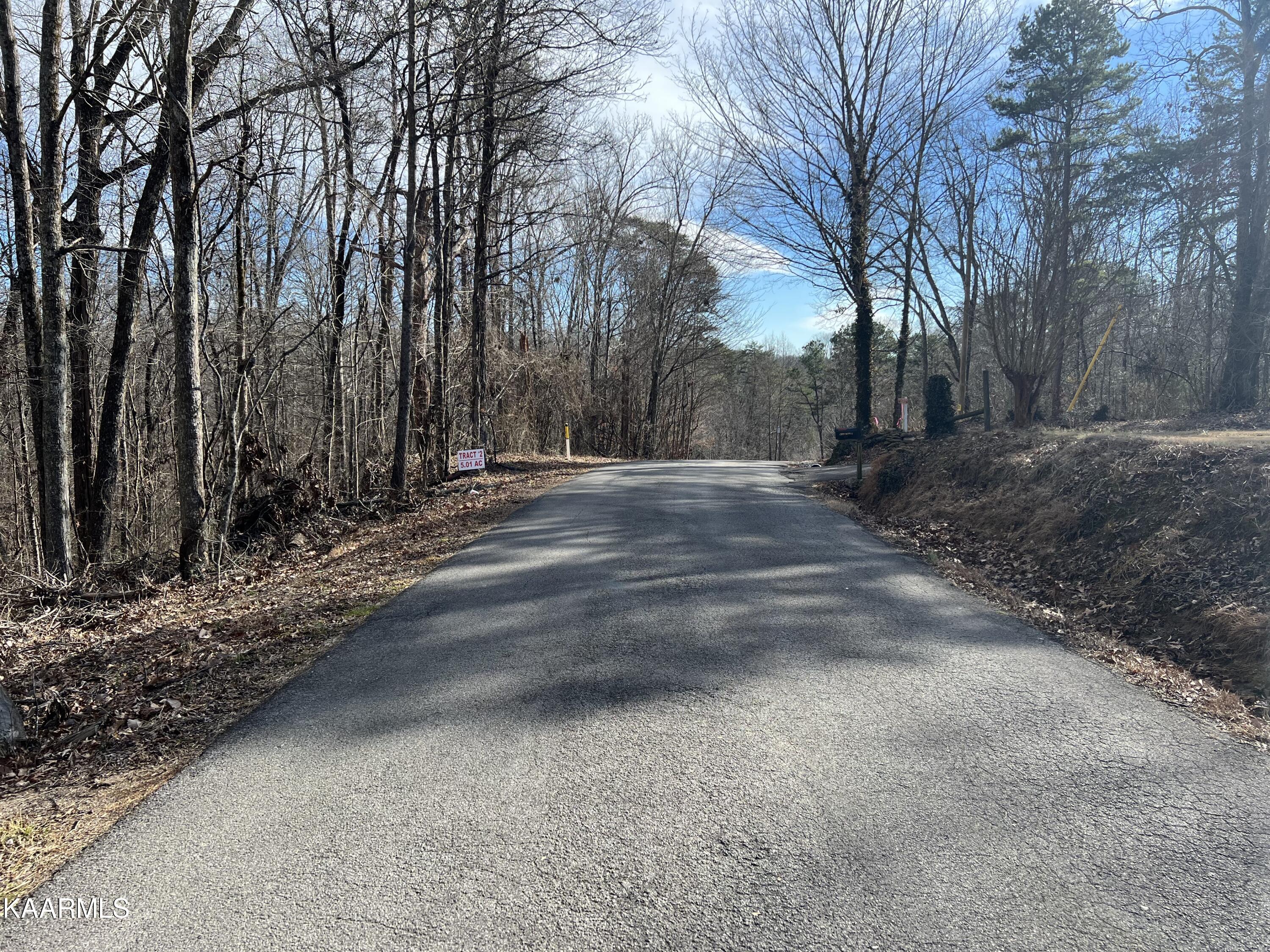 Pleasant View Loop Clinton, TN 37716 - Photo 4 of 6 IMG_4052