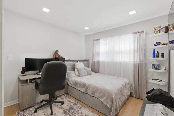 $3,200 | 1506 West Palm Drive, Mount Prospect, IL 60056