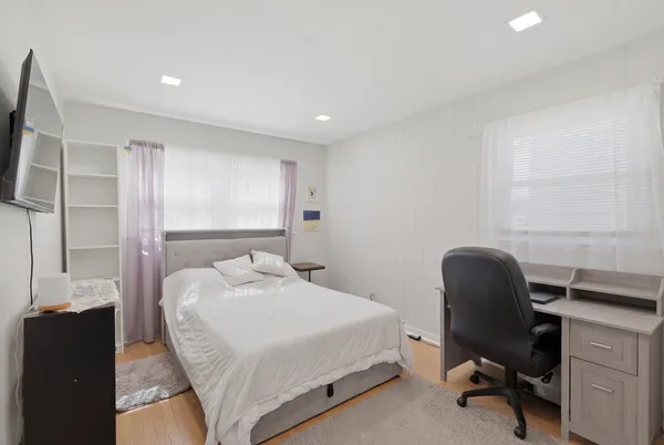 $3,200 | 1506 West Palm Drive, Mount Prospect, IL 60056