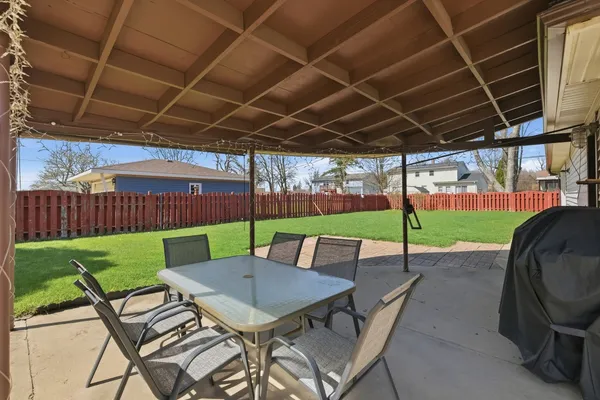 $3,200 | 1506 West Palm Drive, Mount Prospect, IL 60056