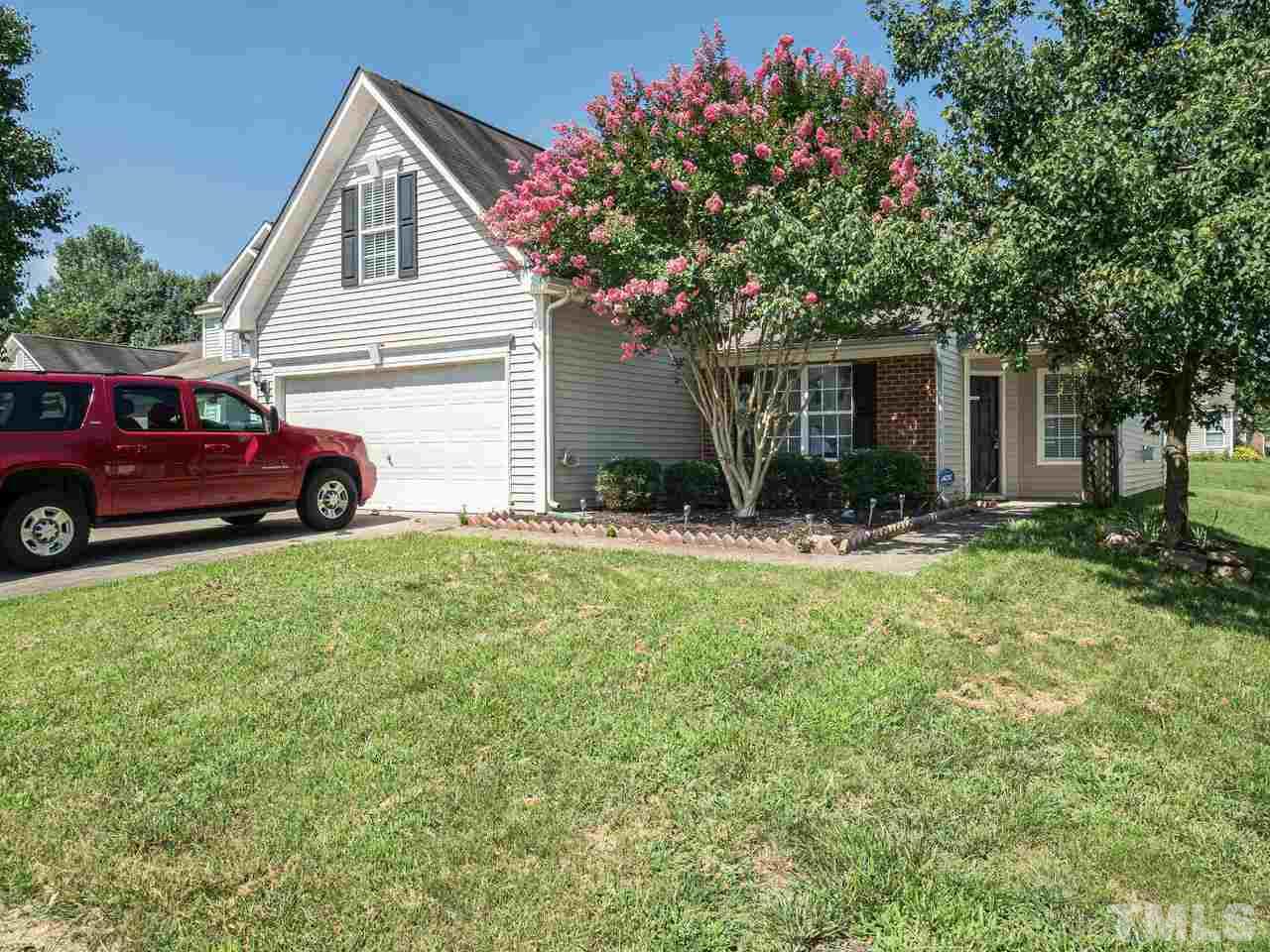4417 Kentwell Place Raleigh, NC 27604 - Photo 3 of 26 Gallery Image 3