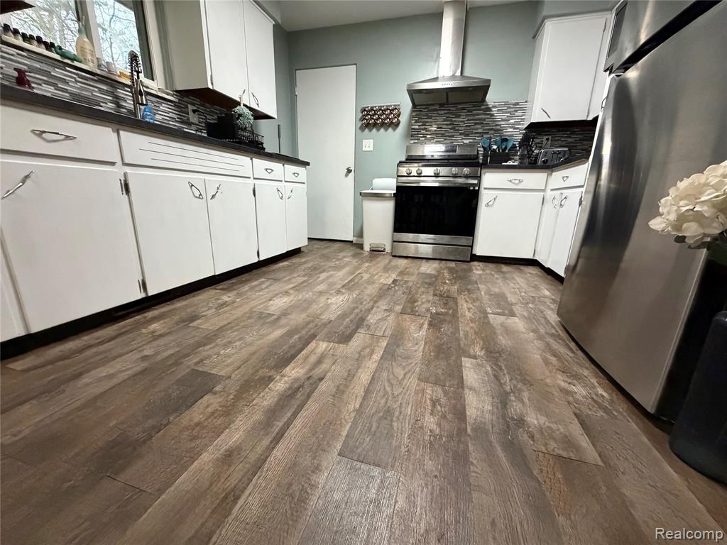 6644 Dorwood Road Saginaw, MI 48601 - Photo 4 of 18