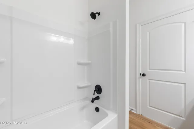 $249,999 | 102 Ridgedale, Scott, LA 70583