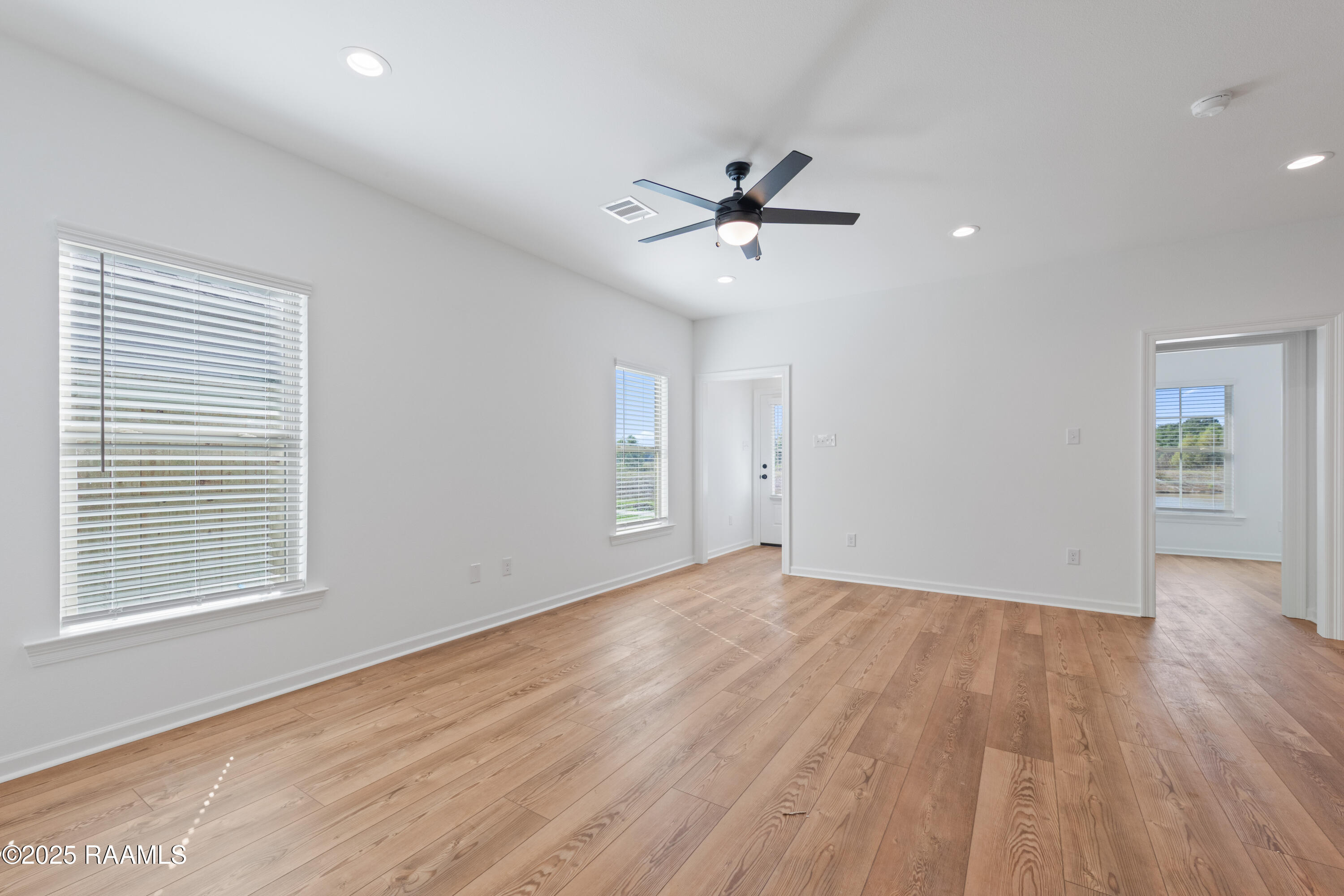 102 Ridgedale Scott, LA 70583 - Photo 2 of 34 112Albernathy-13