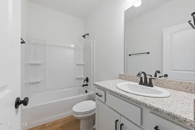 $249,999 | 102 Ridgedale, Scott, LA 70583