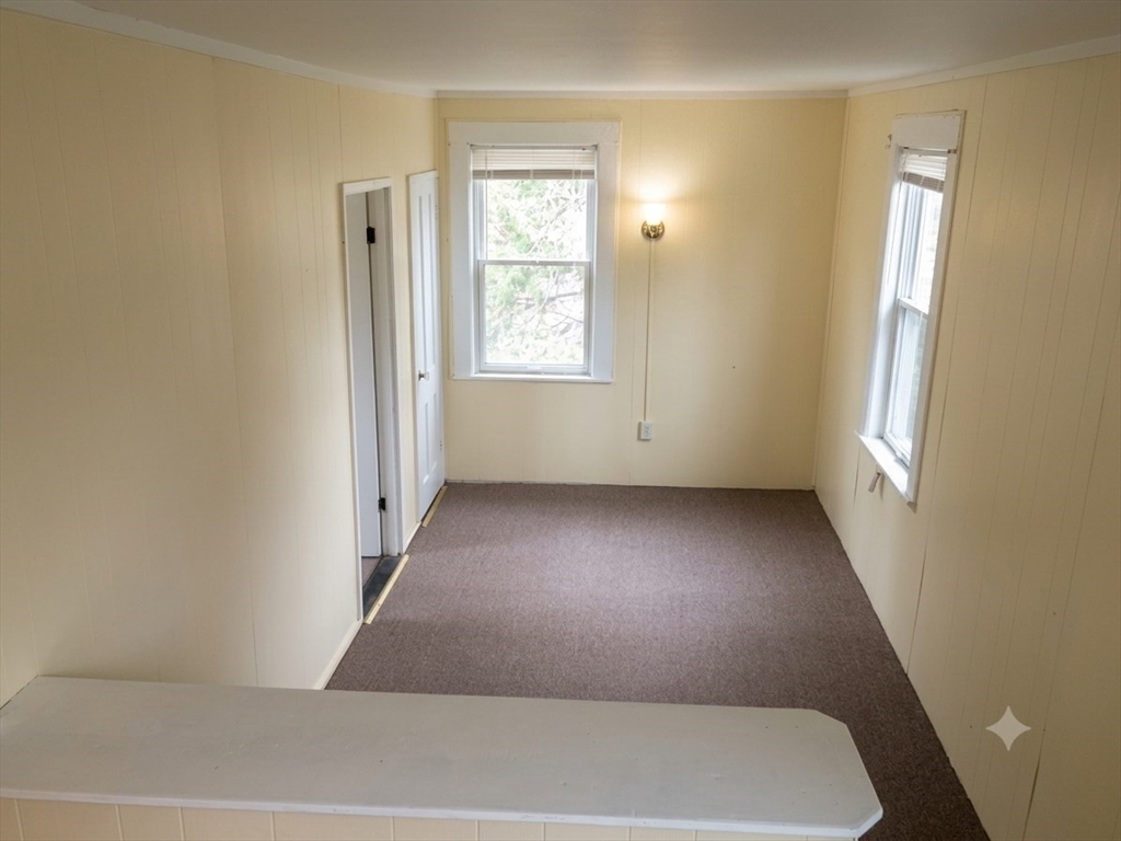 90 North Prospect Street, Unit 2 Amherst, MA 01002 - Photo 10 of 15