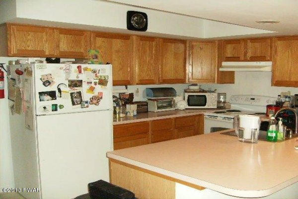 5002 Wickes Road Bushkill, PA 18324 - Photo 4 of 11 Gallery Image 4