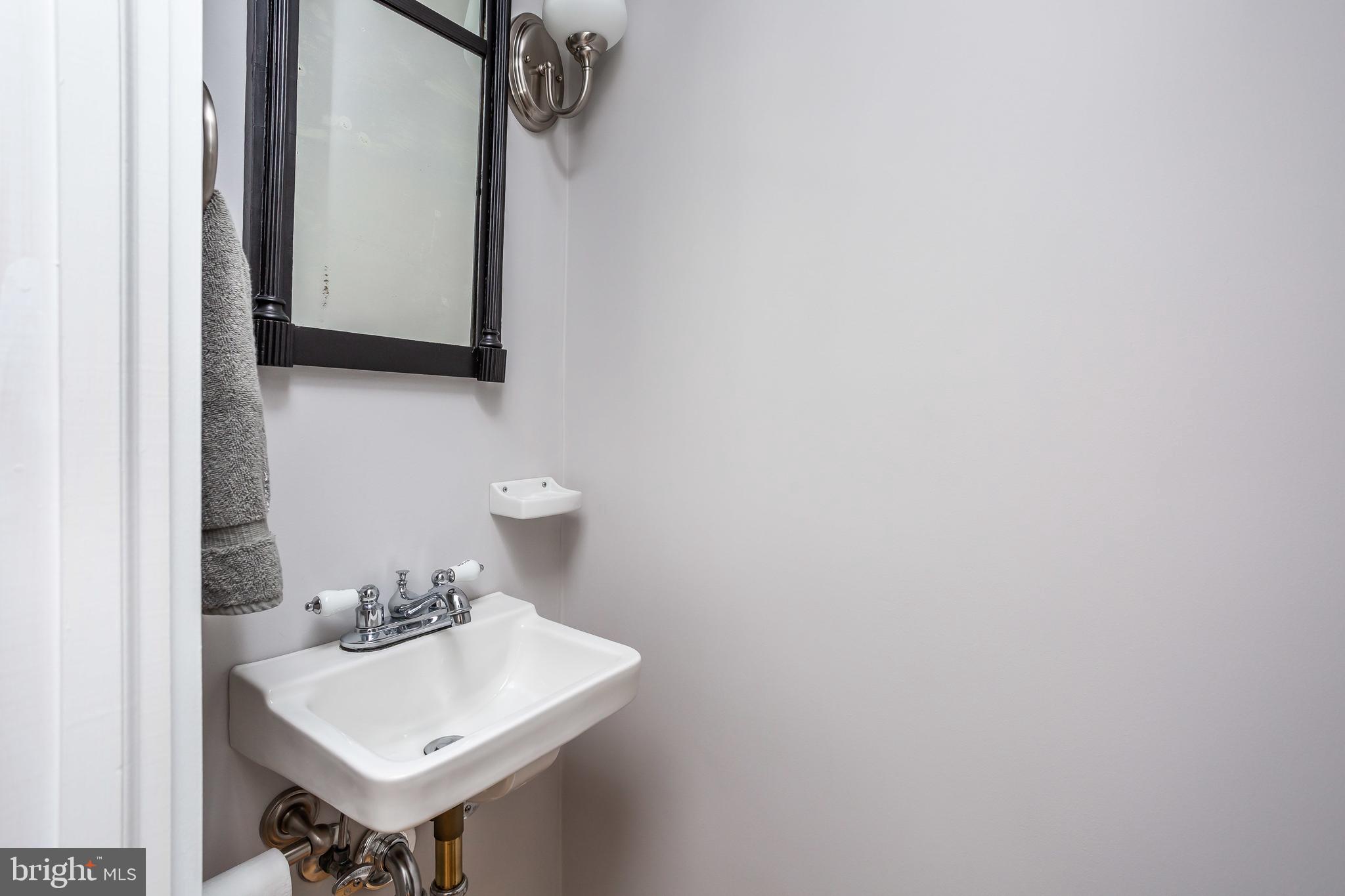320 Paddington Road Baltimore, MD 21212 - Photo 12 of 55