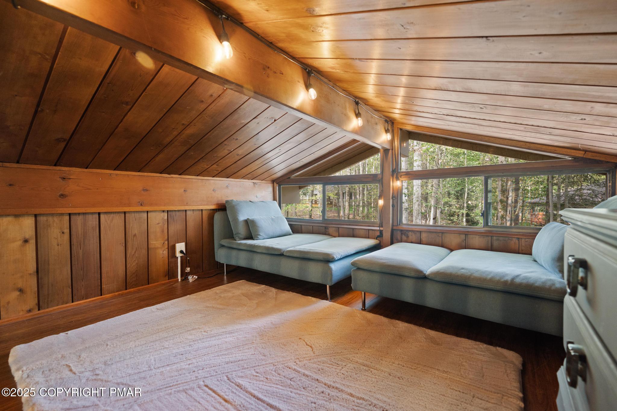 4980 Fox Run Road Pocono Pines, PA 18350 - Photo 31 of 48 DSC_4652