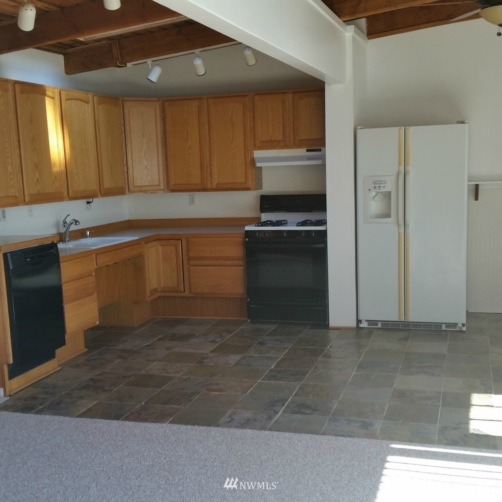 5224 Wonderland Road Snohomish, WA 98290 - Photo 3 of 17
