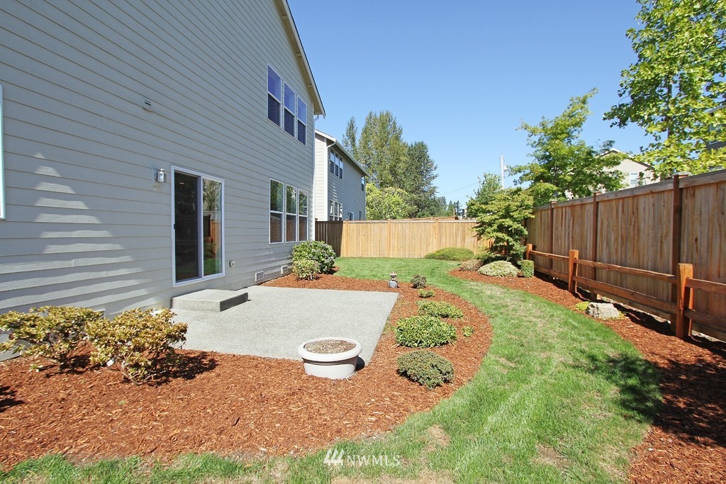 520 Kitsap Avenue Northeast Renton, WA 98059 - Photo 5 of 13