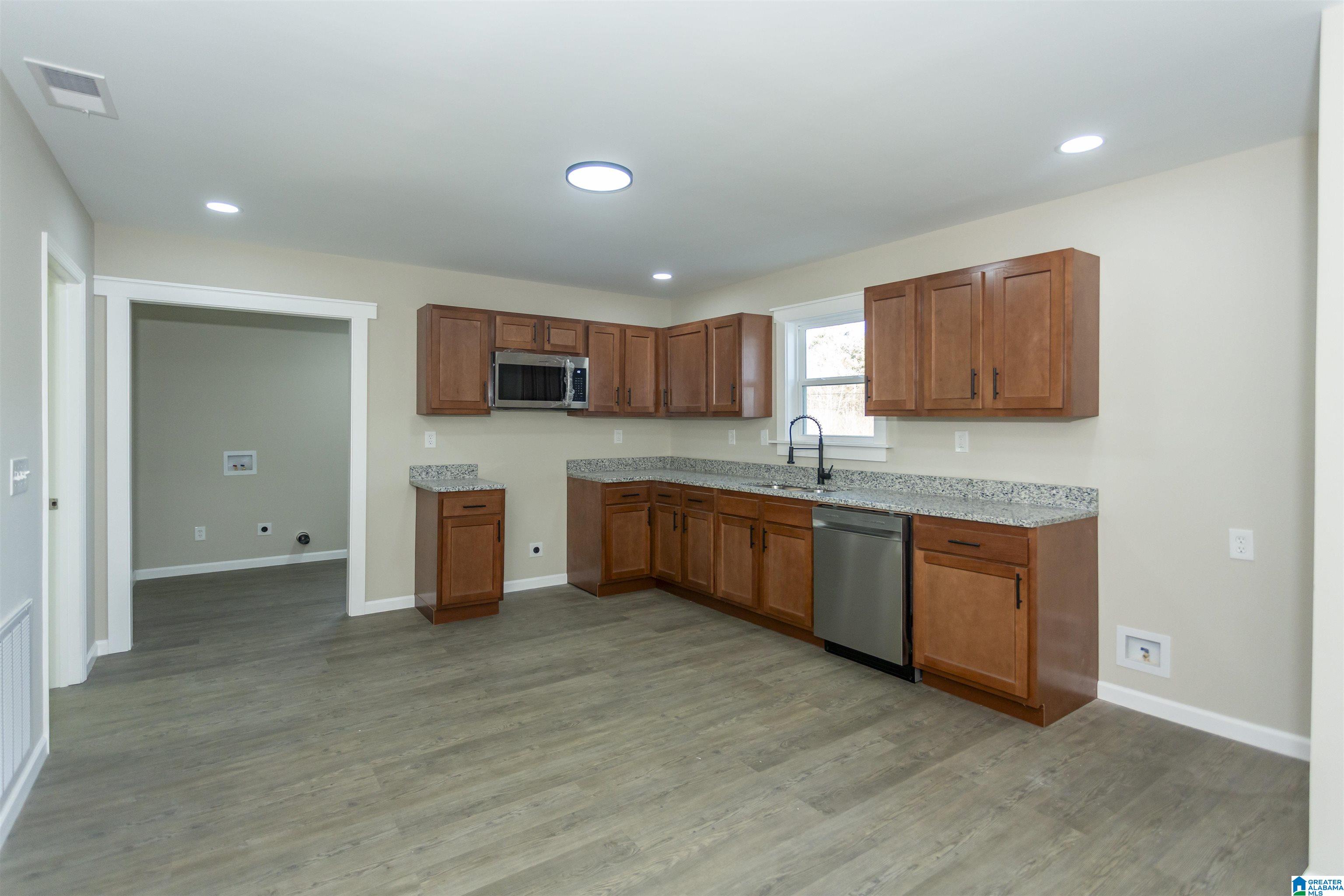 447 Cannie Phillips Road Sumiton, AL 35148 - Photo 20 of 40