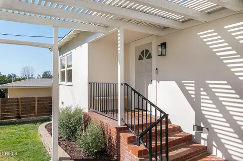 $999,000 | 2507 Rockdell Street, La Crescenta, CA 91214