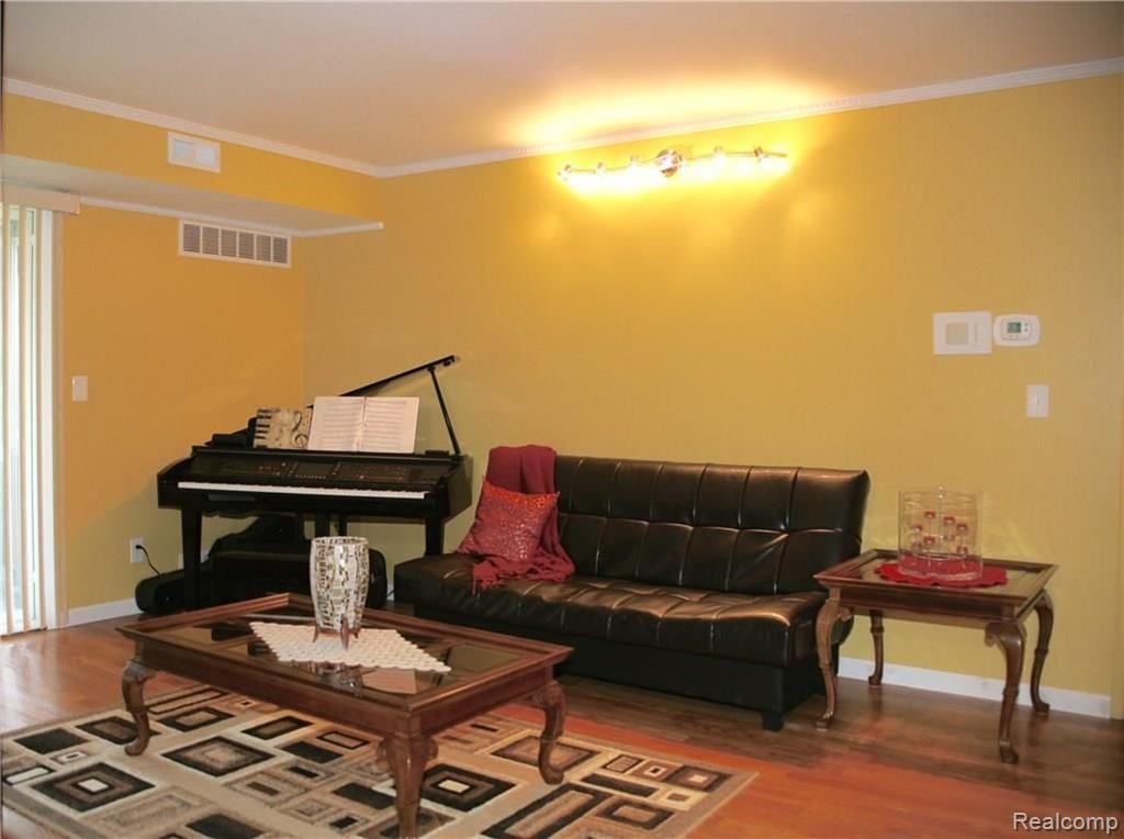 250 East Thirteen Mile Road Madison Heights, MI 48071 - Photo 3 of 15