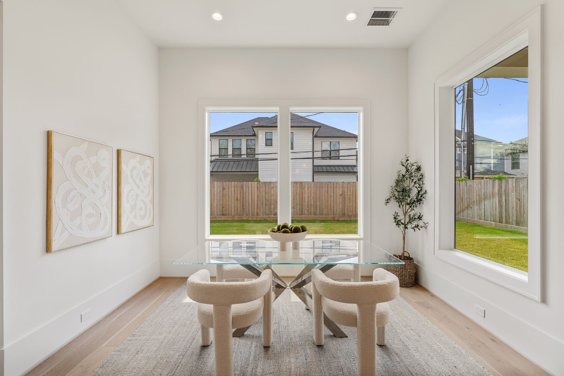 1407 Martin Street Houston, TX 77018 - Photo 20 of 44 a view of a livingroom with furniture and window
