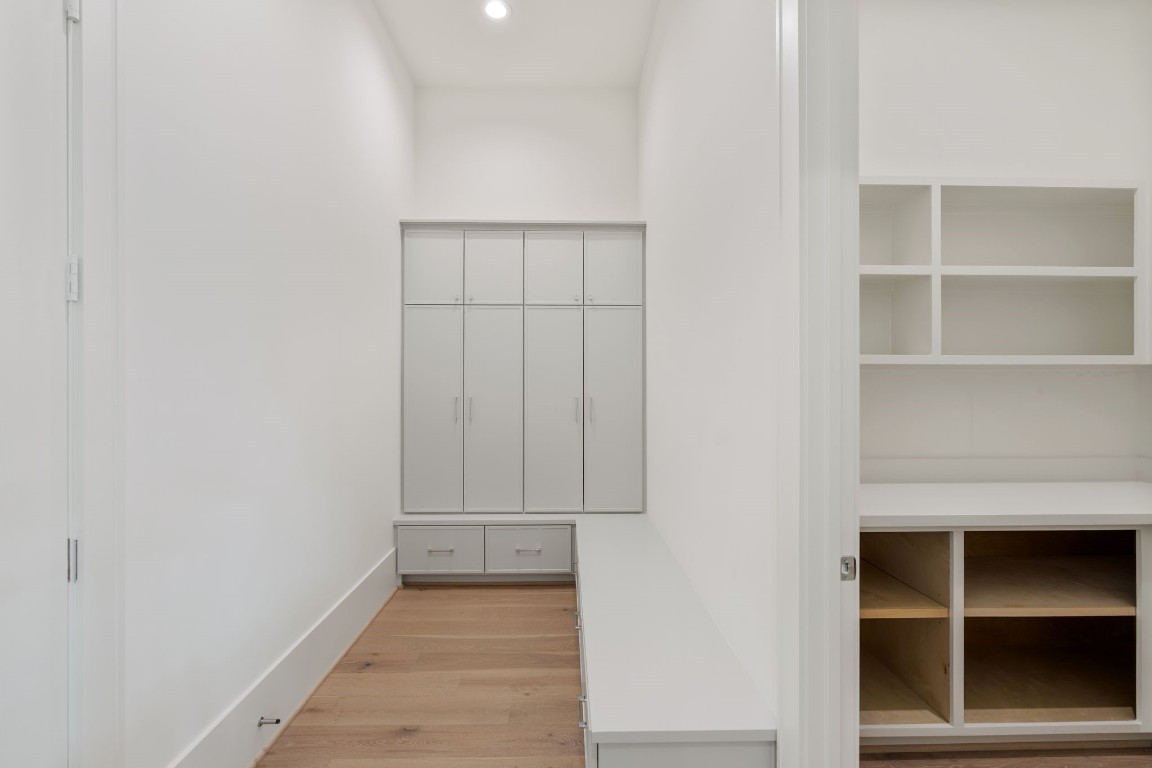 1407 Martin Street Houston, TX 77018 - Photo 25 of 44 a view of an empty room with empty racks