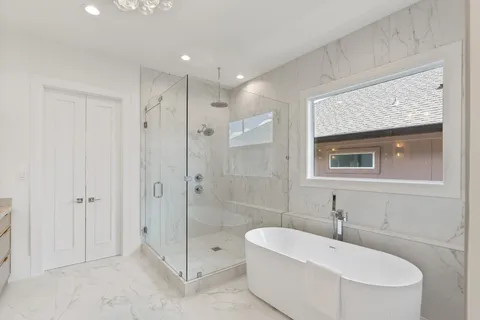 $1,799,000 | 1407 Martin Street, Houston, TX 77018