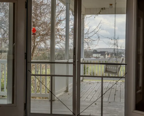 $750,000 | 8102 Pleasant View Drive, Lascassas, TN 37085