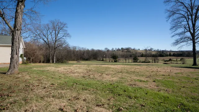 $750,000 | 8102 Pleasant View Drive, Lascassas, TN 37085