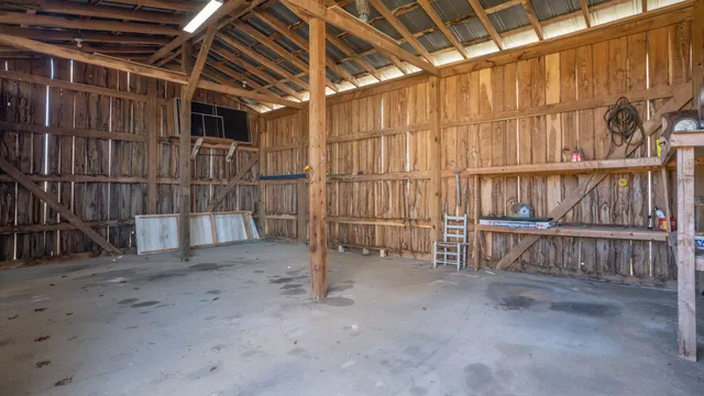 $750,000 | 8102 Pleasant View Drive, Lascassas, TN 37085