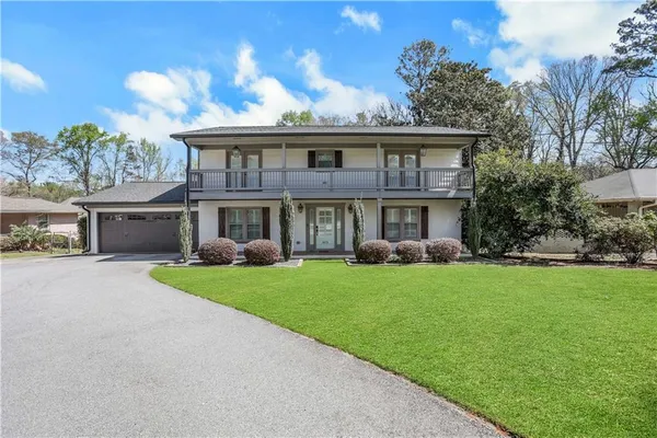 $799,900 | 3873 Chamblee Dunwoody Road, Atlanta, GA 30341