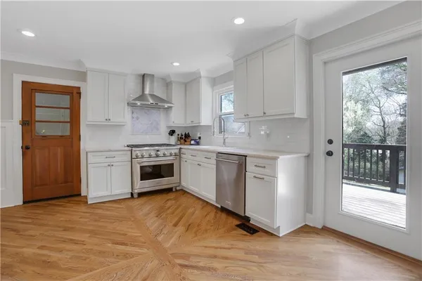 $799,900 | 3873 Chamblee Dunwoody Road, Atlanta, GA 30341