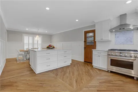 $799,900 | 3873 Chamblee Dunwoody Road, Atlanta, GA 30341