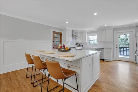 $799,900 | 3873 Chamblee Dunwoody Road, Atlanta, GA 30341