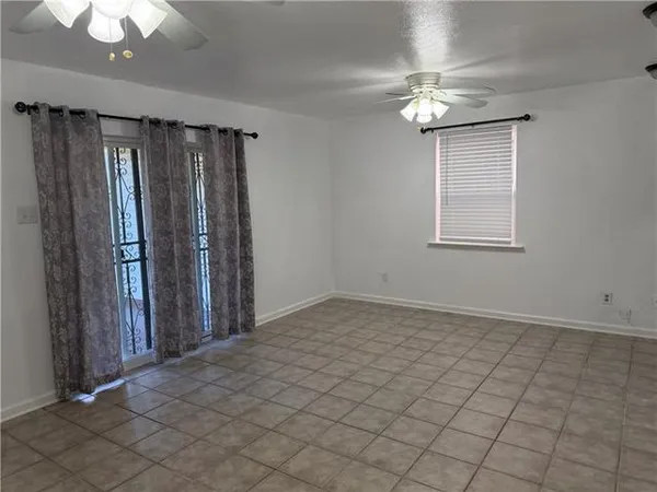 $1,550 | 2306 Division Street, Metairie, LA 70001