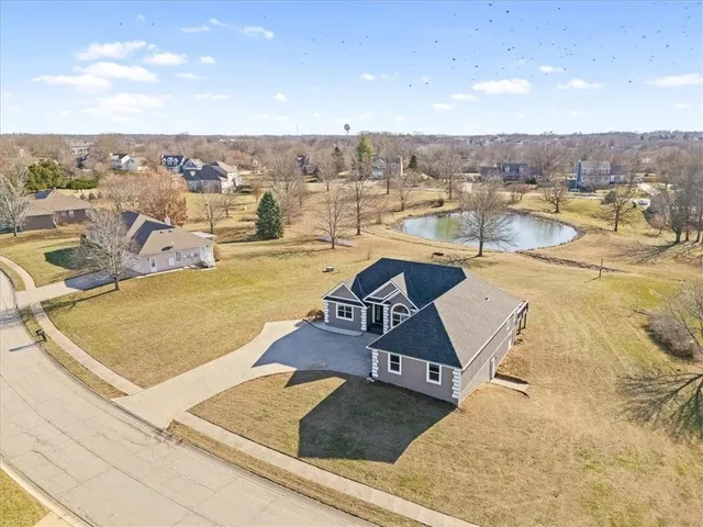 $589,000 | 604 Canyon Drive, Pleasant Hill, MO 64080